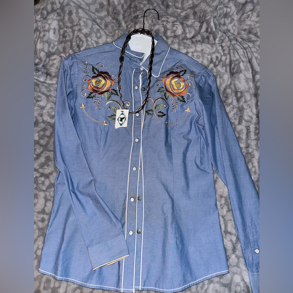 Pearl snap cowgirl shirt